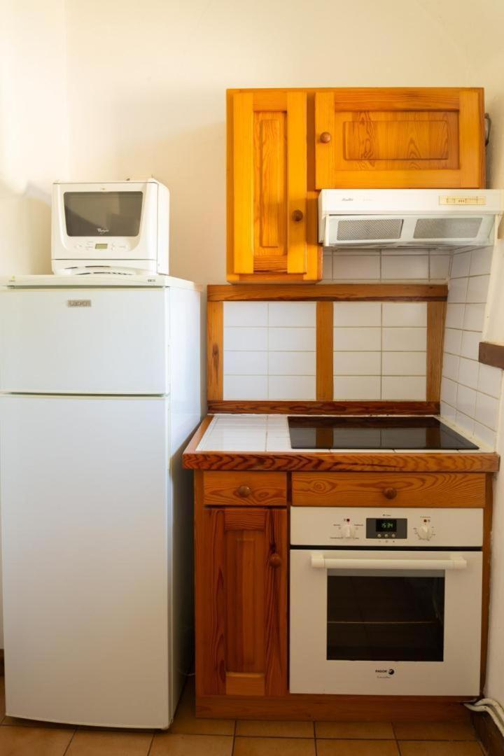 Les Charmes 2/4 Personnes Du Presbytere Holiday home *